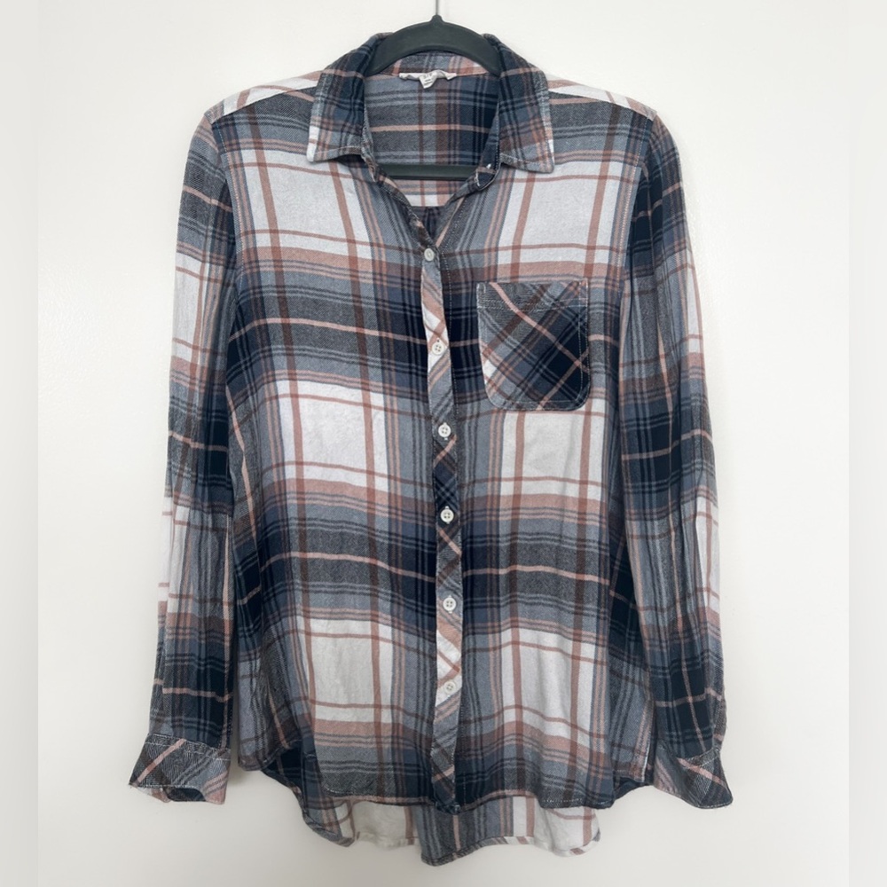 BEACHLUNCHLOUNGE Softest Plaid Flannel Shirt Rayon Woman’s Size Small FAST SHIP